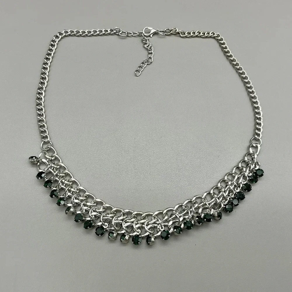 Necklace Green Rhinestone Silver Tone Chunky Chain Bib Statement Dangle Collar